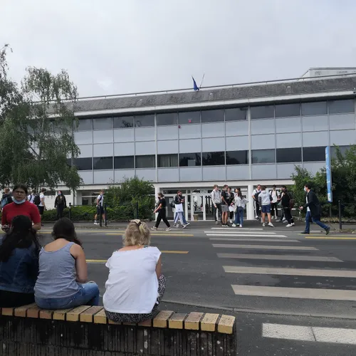 JOURNAL DU JEUDI 17 JUIN ( MIDI )